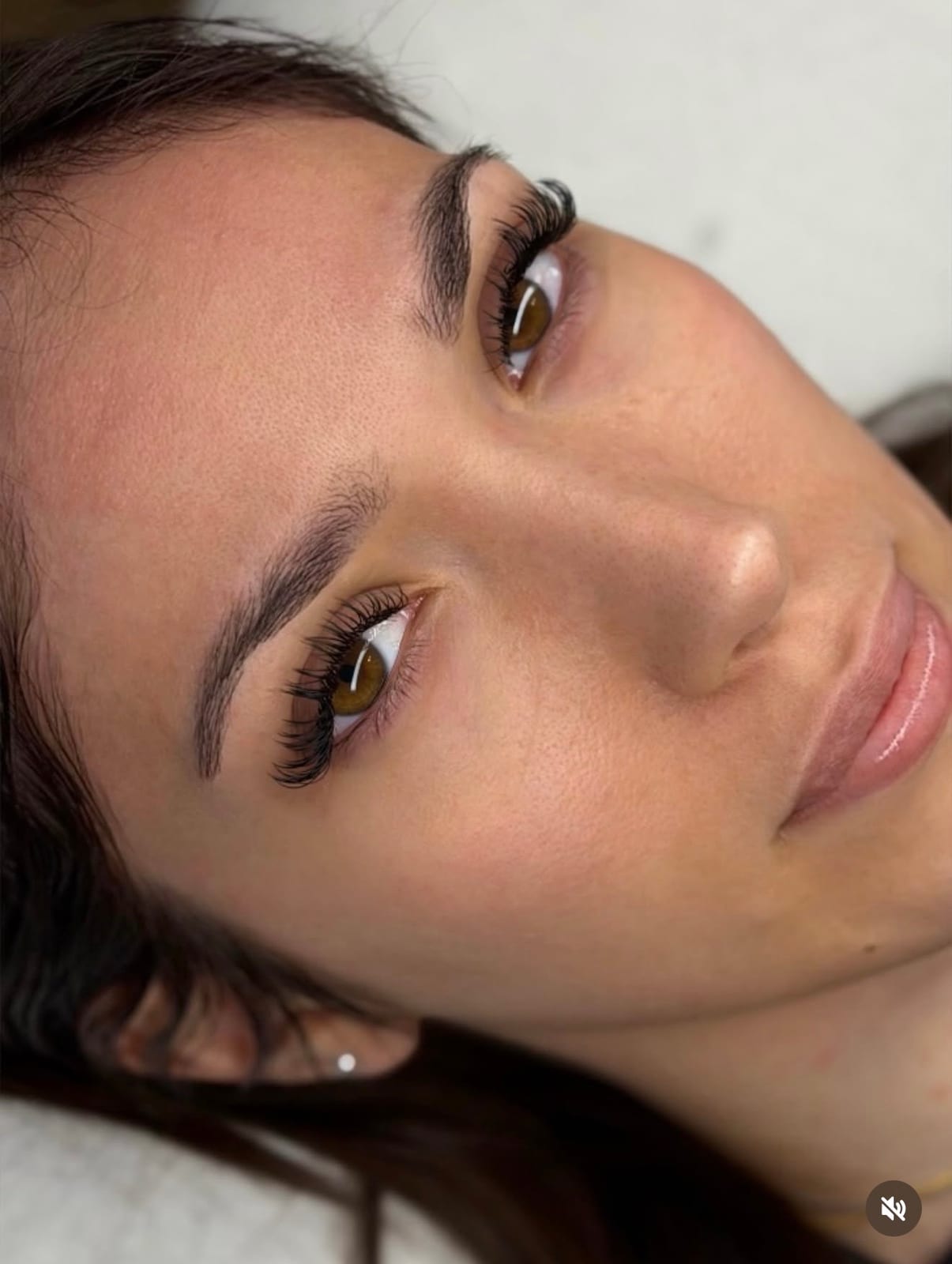 Classic Lashes Detailaufnahme, weich und natürlich